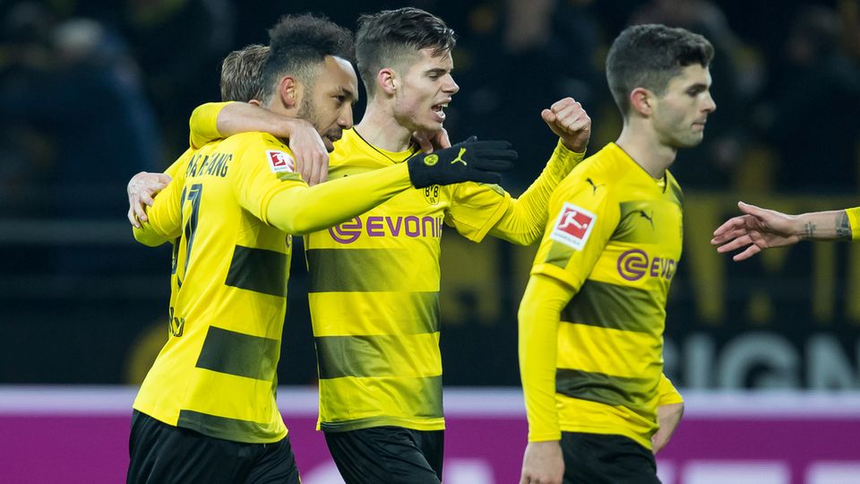 BVB Feiert Zweiten Sieg Unter Stöger - Ulreich Rettet Bayern-Sieg ...