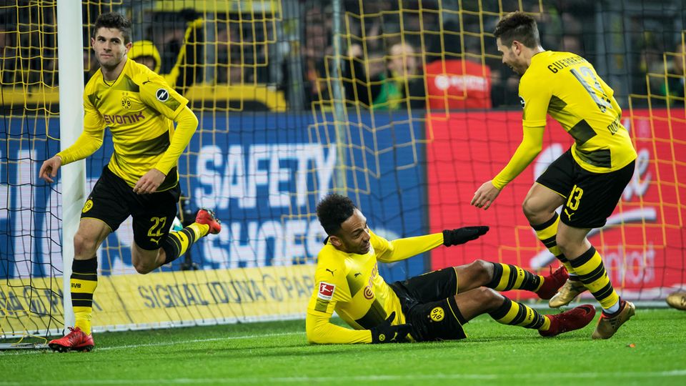 Christian Pulisic Peter Stöger BVB Christian Pulisic Peter Stöger BVB