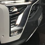 Auch der Nio ES8 hat schmale LED-Leuchten