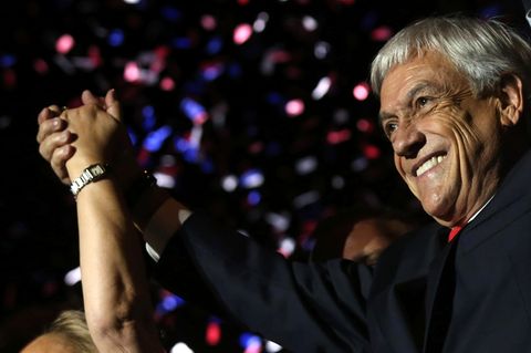 Sebastián Piñera feiert nach der gewonnen Präsidentschaftswahl in Chile
