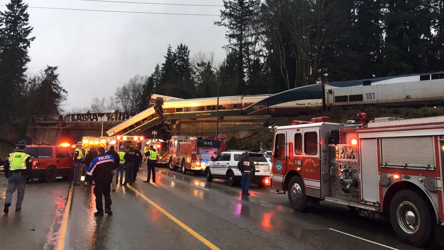Im Amtrak-Zug 501 sollen mehr als 80 Menschen gewesen sein