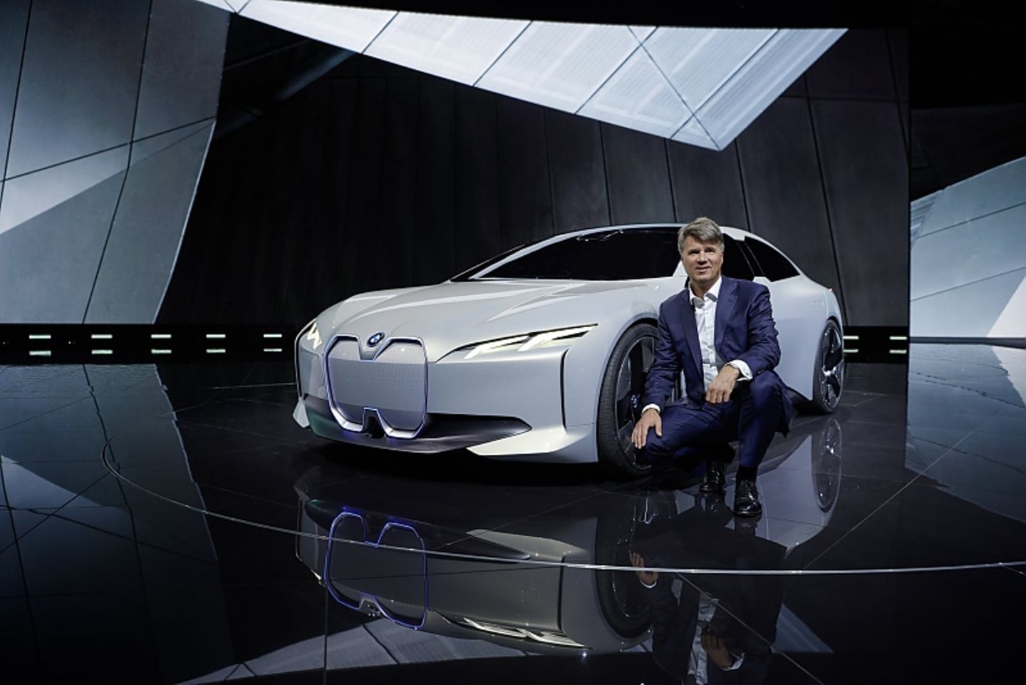 BMW i Vision Dynamics - Harald Krüger kämpft für mehr Elektromodelle