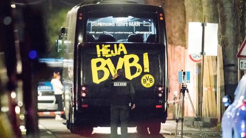 Der Mannschaftsbus de BVB nach dem Anschlag