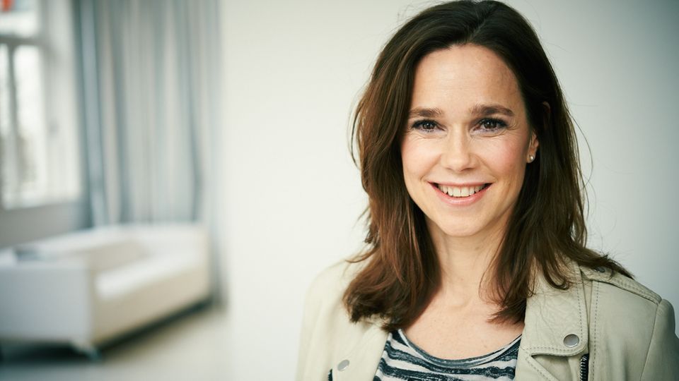 Daniela Stohn  Die Sportwissenschaftlerin und Ernährungstrainerin ist bei BRIGITTE für Fitness, Diät und Ernährung zuständig.