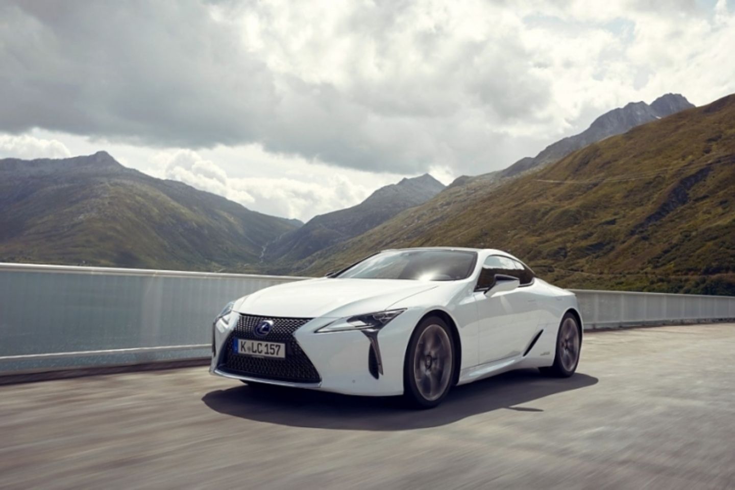 Fahrfreude mit Hybrid: Lexus LC 500h