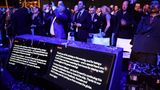 Ende des fast zweistündigen Show-Programms und des "Naming Ceremony Event". Gegen 21 Uhr geht es zurück aufs Schiff, zu Cocktails und Galadinner.