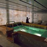 Heute ein Muss auf jedem großen Kreuzfahrtschiff: der Wellnessbereich. Der Aurea Spa misst 2400 Quadratmeter, inklusive Anwendungsräume, Hamam, Eisgrotte, Sauna- und Thermalbereich.
