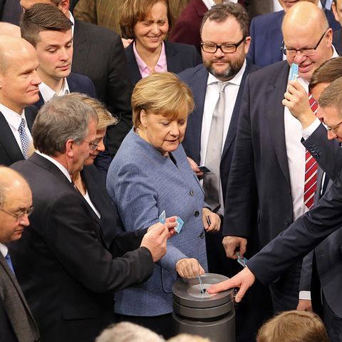 Abstimmung: GroKo oder Minderheitsregierung, mit oder ohne Angela Merkel? Stimmen Sie ab!