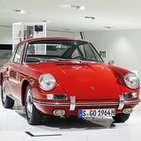 Porsche 901 Nr. 57 - in klassischem Signalrot