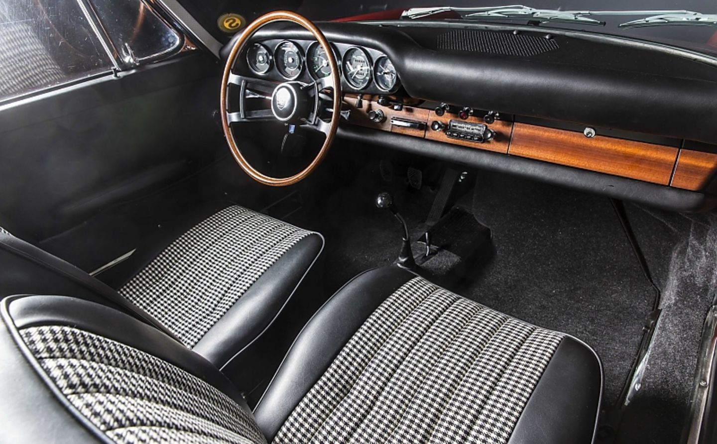 Porsche 901 Nr. 57 - und so sieht er nach der Restaurierung aus