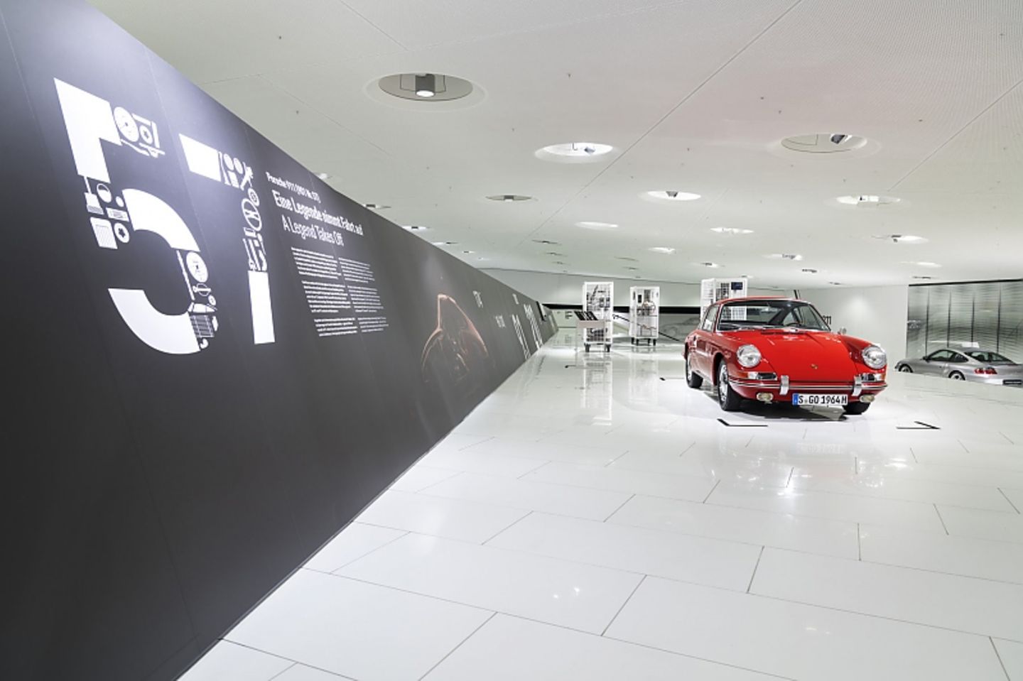 Porsche 901 Nr. 57 - derzeit gibt es eine Sonderausstellung im Porsche-Museum