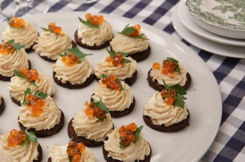 Rezeptidee: Diese feinen Forellentaler peppen im Handumdrehen Ihr Silvesterbuffet auf