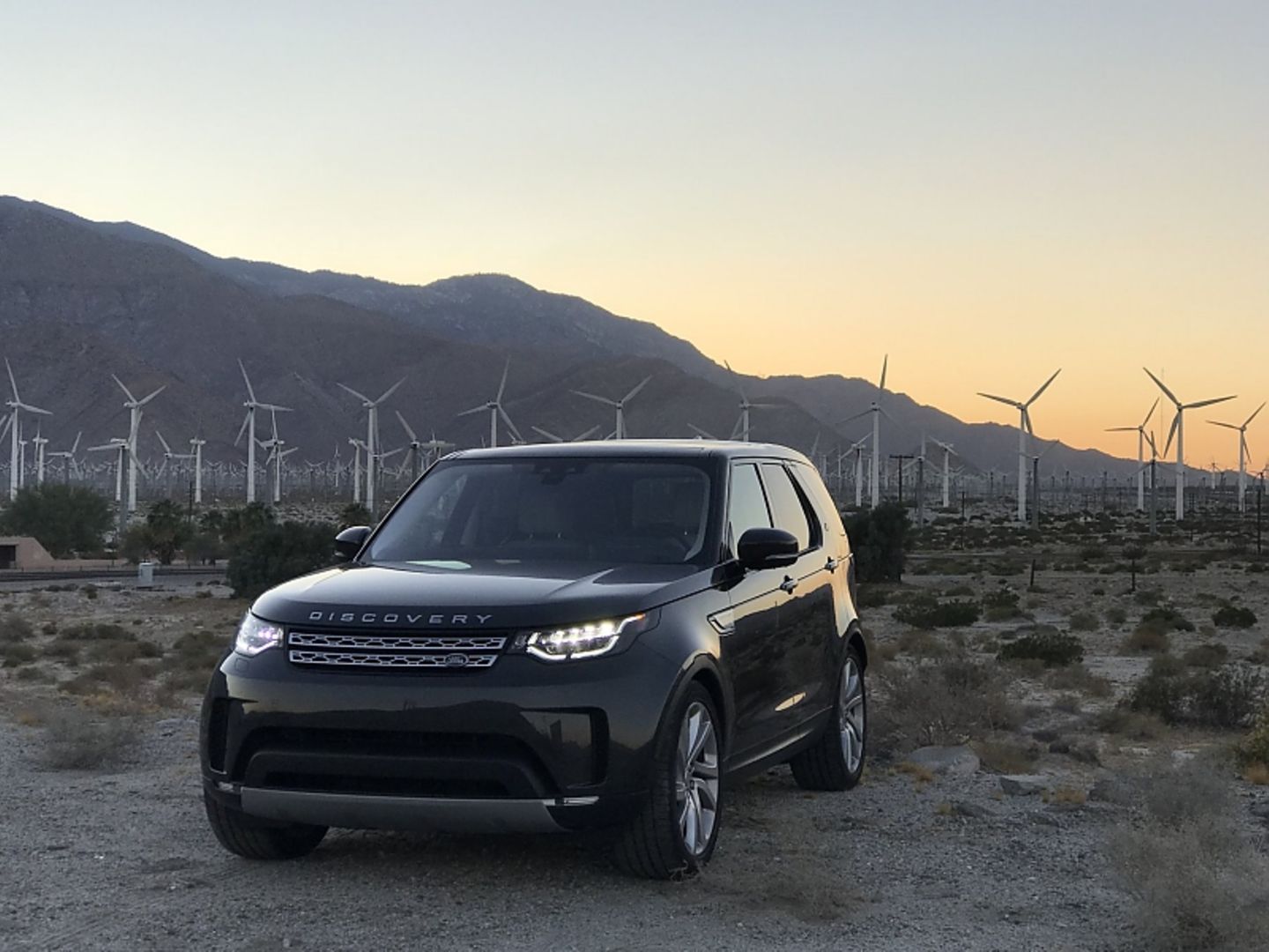 Land Rover Discovery 3.0 Si V6 - fast fünf Meter lang