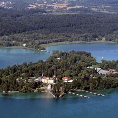 Die Insel Mainau aus der Luft - aber in welchem See liegt sie?