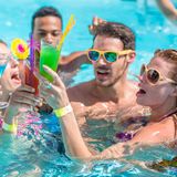 Ballermann Ahoi   "Unterhaltung war spitze, überall Ballermann-Atmosphäre und der Kampf um Schattenplätze und Liegen hatte schon was Sportliches", schreibt Userin Birgit.