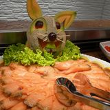 Achtung Tellerdiebe  "Wenn man als Single verreist, dann hat man es beim Buffet sehr schwer! Kaum hat man seinen Teller auf den Tisch gestellt und geht dann weg um sich ein Getränk zu holen, ist alles schon wieder vom Personal abgeräumt", schreibt User Helmut. "Mir ist das an einem Tag gleich dreimal passiert!"