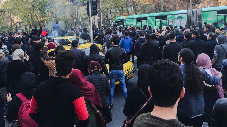 Unruhen in Teheran - Pressestimmen zu den Demonstrationen im Iran