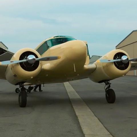 "One List, One Life": Krebskranker arbeitet seine "Bucket List" ab - und fliegt mit einem Weltkriegs-Bomber