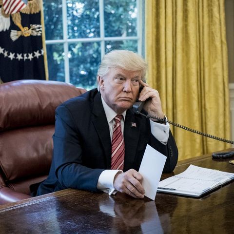 US-Präsident Donald Trump am Telefon
