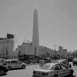 Im Schatten des weltberühmten Obelisken befindet sich die unterirdische Busstation