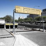 Der unterirdische Busbahnhof befindet sich unter der "Avenida 9 de Julio"