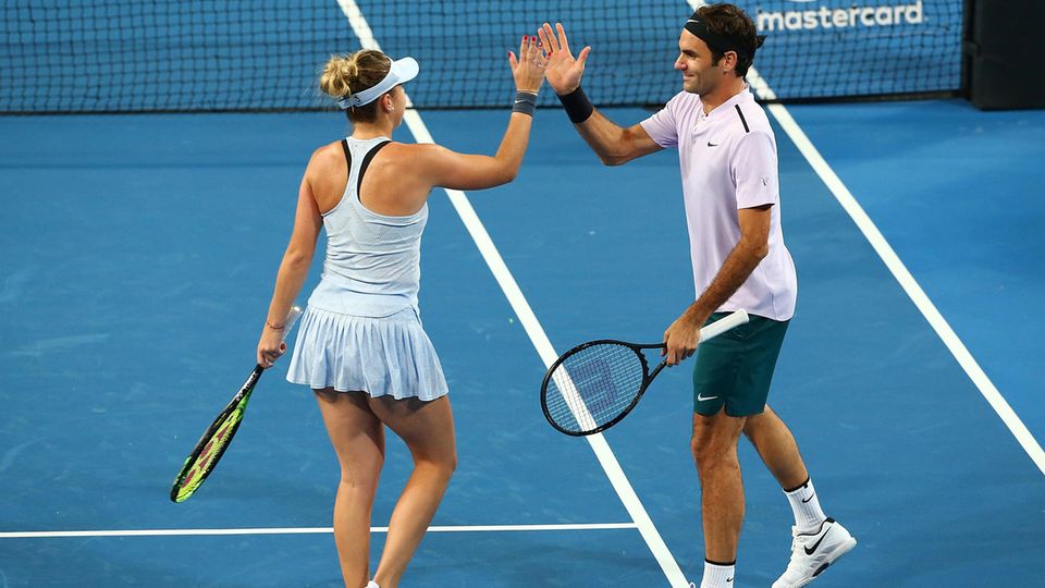 Belinda Becic und Roger Federer beim Hopman Cup Belinda Becic und Roger Federer beim Hopman Cup