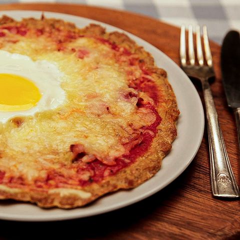 Mit dieser leckeren Low-Carb-Pizza brechen Sie garantiert keine guten Vorsätze