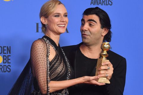 Stolz präsentieren sie ihren Golden Globe: Hauptdarstellerin Diane Kruger und Regisseur Fatih Akin