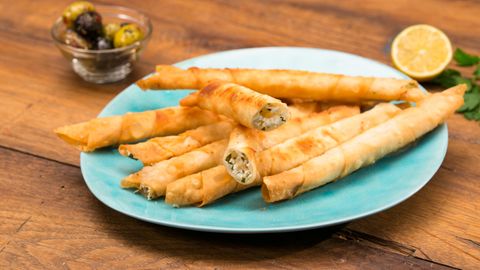 A. Güngörmüs: Alis Küchenzuruf: Börek – das Männergericht schlechthin