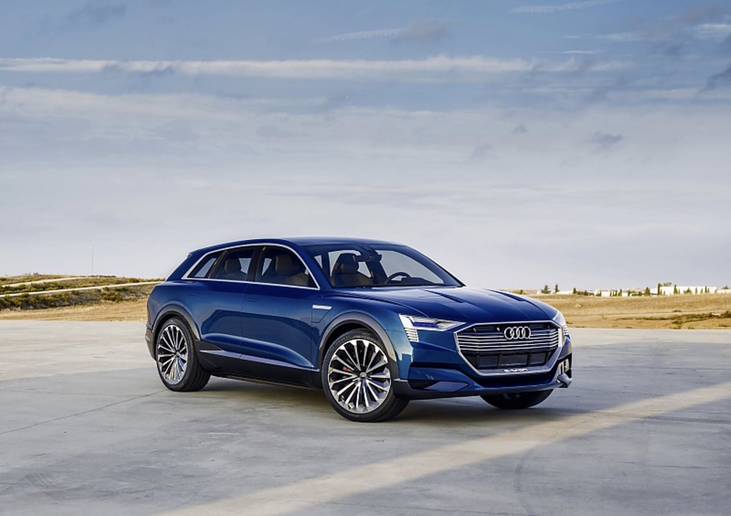 Der Audi e-tron quattro kommt 2018