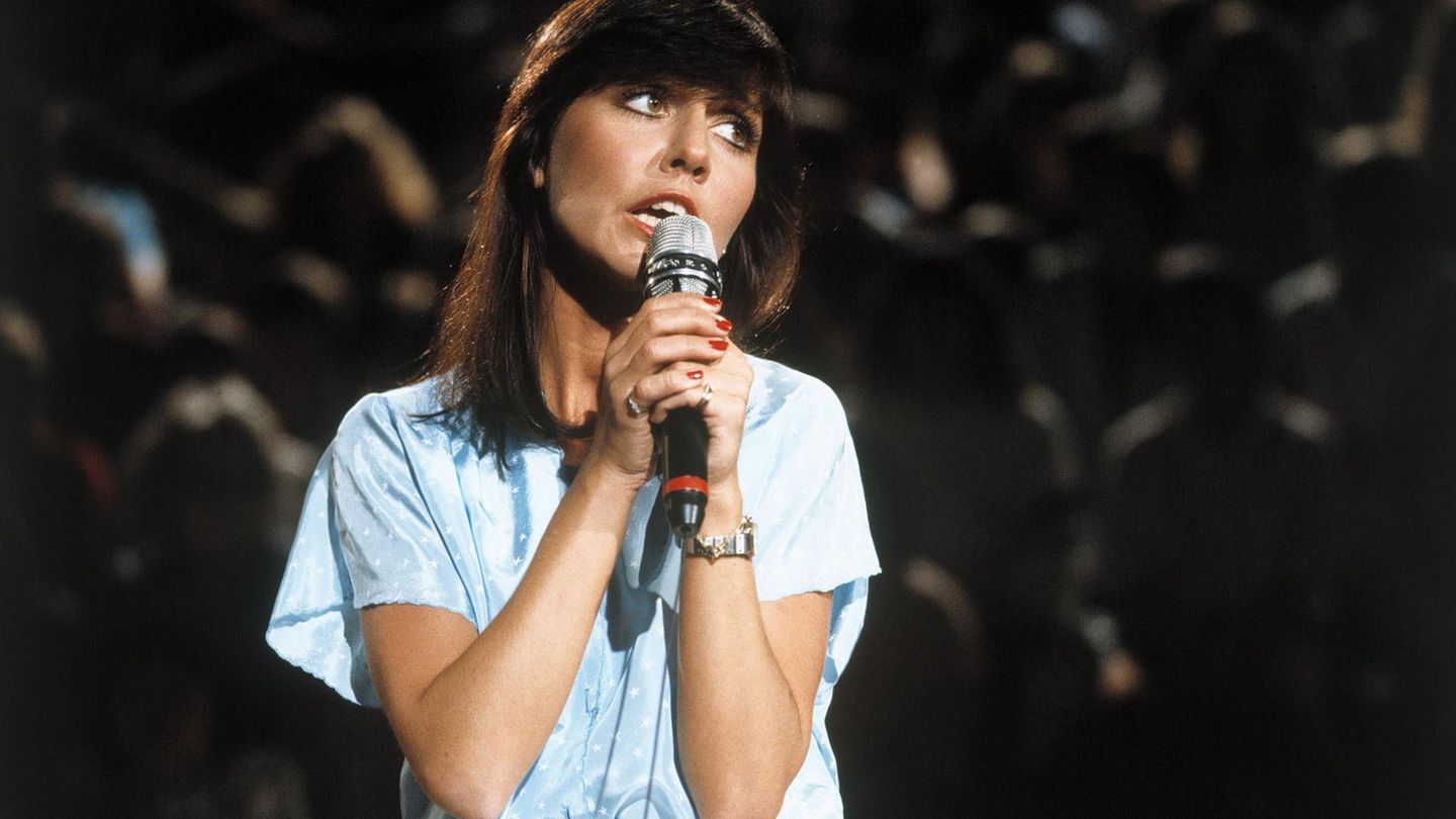 Tina York
