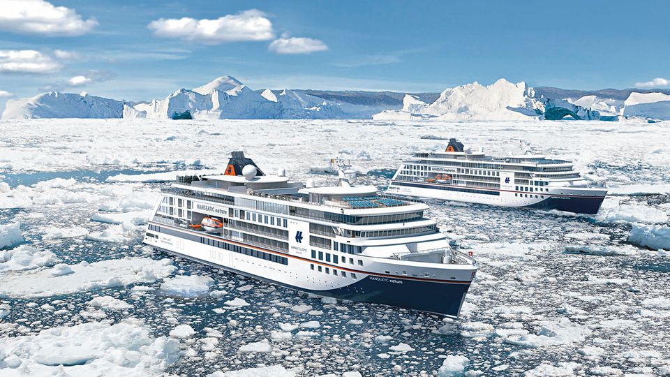 Naturerlebnis statt Wasserrutsche: Die beiden Neubauten von Hapag-Lloyd Cruises: Ab April 2019 fahren die "Hanseatic nature" und ab Oktober 2019 die "Hanseatic inspiration", die auf internationaleres Publikum abzielt, nicht nur die Palarregionen, sondern auch in Westeuropa. Die beiden Neubauten von Hapag-Lloyd Cruises: Ab April 2019 fahren die "Hanseatic nature" und ab Oktober 2019 die "Hanseatic inspiration", die auf internationaleres Publikum abzielt, nicht nur die Palarregionen, sondern auch in Westeuropa.