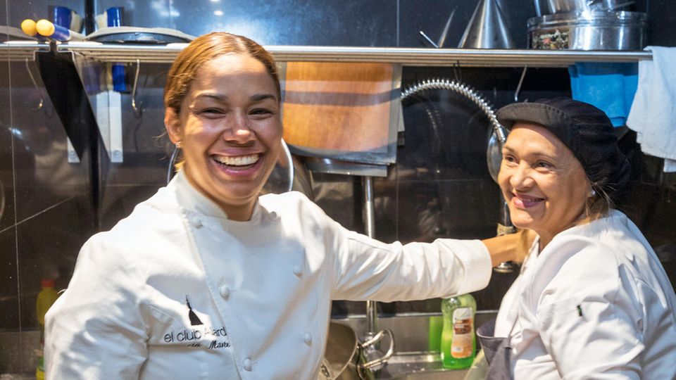 Karrieresprung: María Marte behandelt ihre Tellerwäscher so, wie sie es sich damals für sich gewünscht hätte – mit Respekt María Marte behandelt ihre Tellerwäscher so, wie sie es sich damals für sich gewünscht hätte – mit Respekt