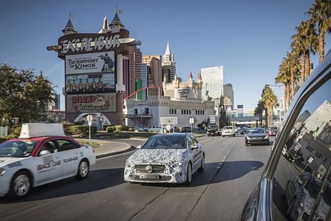 Mercedes A-Klasse 2018 noch getarnt unterwegs
