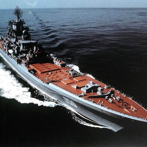 Raketen gegen Flugzeuge - dieser Strategie folgen Russlands Schlachtkreuzer.