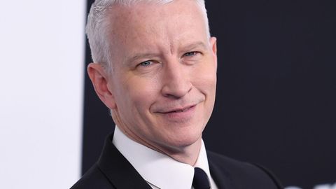 CNN-Moderator Anderson Cooper