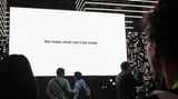 "The Wall" - Samsung hat den Größten  Unter der passenden Bezeichnung "The Wall" bringt Samsung den bisher größten Fernseher der Welt heraus. Mit sagenhaften 146 Zoll (3,70 Meter) Bilddiagonale dürfte der Trumm die meisten Wohnzimmer mächtig schrumpfen lassen. Mit 8K löst er viermal so hoch auf wie herkömmliche UHD-Fernseher. Dabei setzt Samsung auf neuartige Micro-LEDs, durch die der TV beliebig groß gebaut werden kann. In den Handel kommen die Geräte dieses Jahr aber wohl nicht mehr. Mehr zum Riesen-TV finden Sie hier.