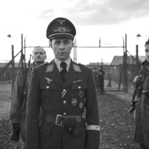 Trailerpremiere: "Der Hauptmann": Wie ein Soldat im 2. Weltkrieg dem Rausch der Macht verfällt