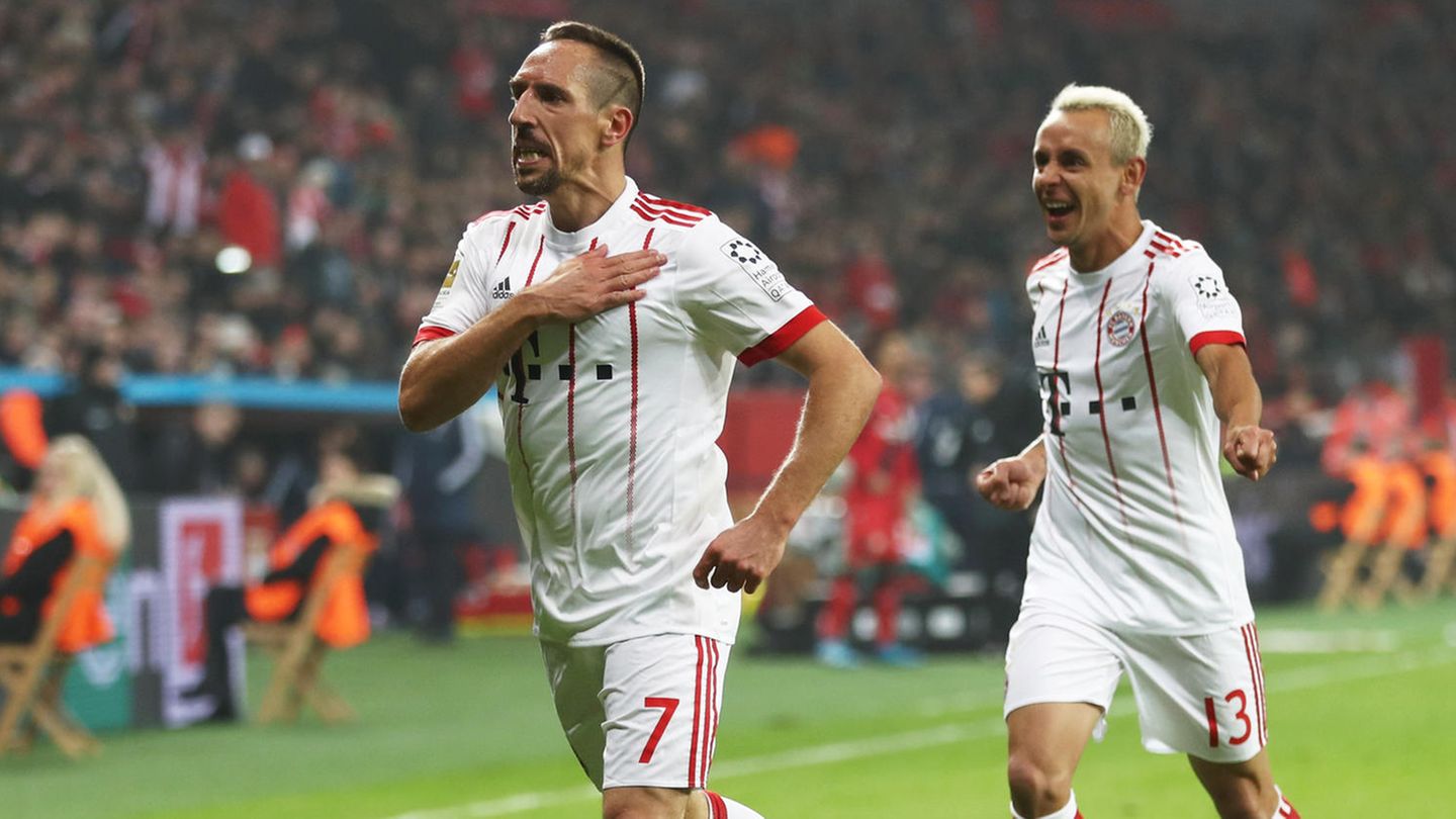 Franck Ribery nach seinem Treffer zum zwischenzeitlichen 2:0 beim Auftakt der Bundesliga-Rückrunde des FC Bayern