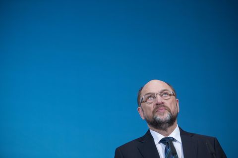 SPD-Chef Martin Schulz muss seine kritischen Genossen für die Große Koalition erwärmen. Leicht ist diese Aufgabe nicht.