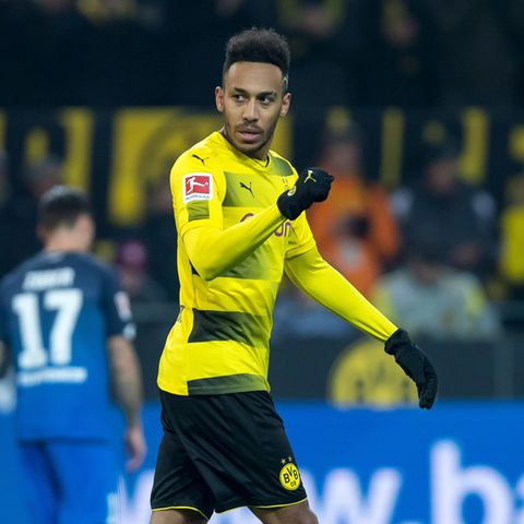 Fühlt sich vom Fußball-Magazin "Kicker" beleidigt: BVB-Profi Pierre-Emerick Aubameyang