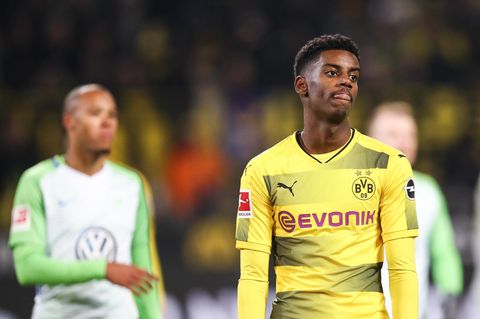 Isak vertrat den kurzfristig aus dem Kader gestrichenen Aubameyang im Sturm des BVB