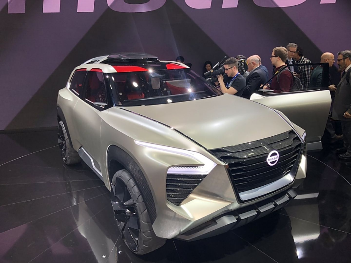 Nissan xMotion
