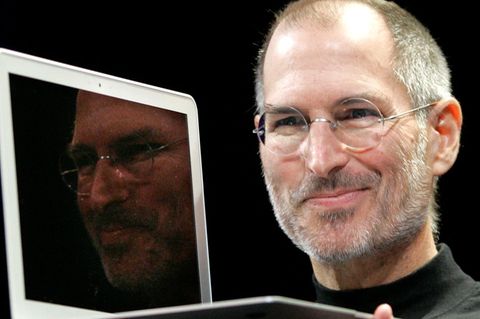 Steve Jobs zeigte im Januar 2008 das erste Macbook Air