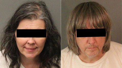 Polizeifotos zeigen links eine Frau und rechts einen Mann, die ihre 13 Kinder in Kalifornien gefangen gehalten haben sollen