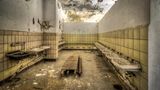 Spezialheim in Sachsen  Der Gemeinschaftswaschraum: Nach dem Ersten Weltkrieg wurde die Einrichtung ein "Jugendzuchthaus" und unter den Nationalsozialisten ein Anstalt "für asoziale und arbeitsunwillige Erwachsene".