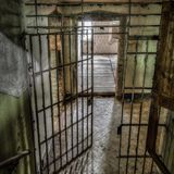 Spezialheim in Sachsen  Ab den 1950er Jahren wurde daraus ein "Jugendwerkhof", in dem vor allem junge Menschen "umerzogen" werden sollten, die eine "westlich orientierte und alternative Lebensweise" verfolgten. 