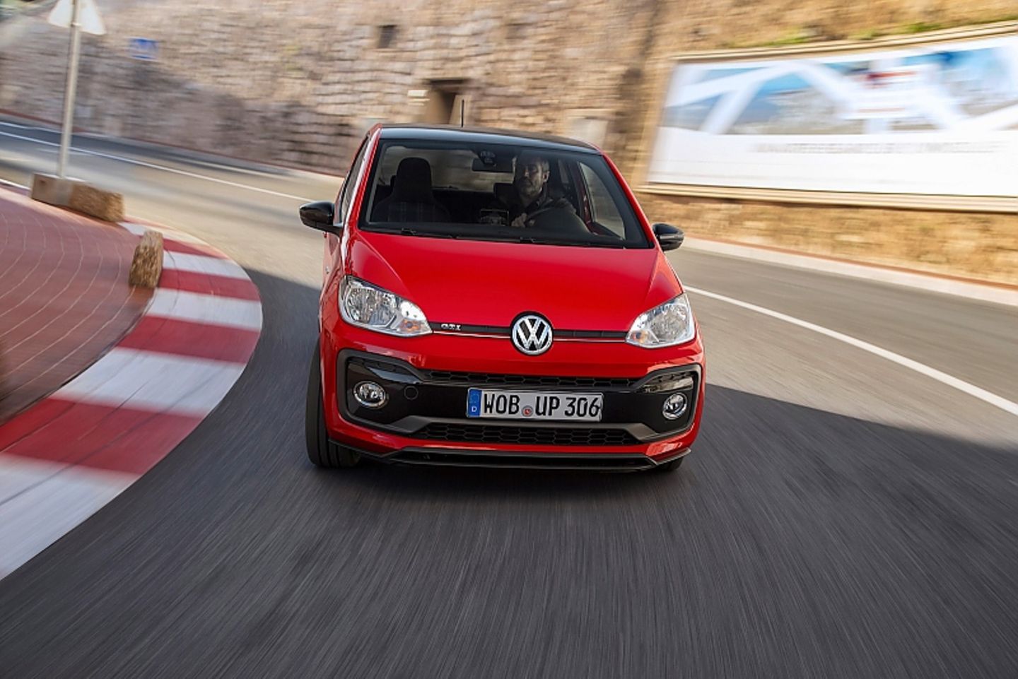 VW up! GTI
