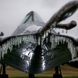 Eisüberkrustete Nase einer SR-71.