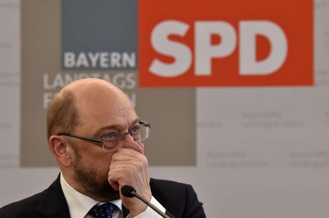 SPD: Neues Umfragetief nach "Zickzackkurs" der SPD in GroKo-Poker
